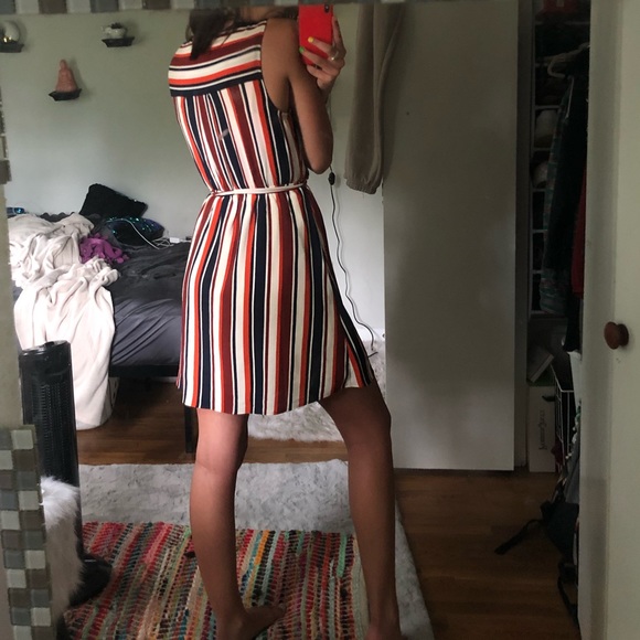 Pretty stripped dress - Picture 2 of 3